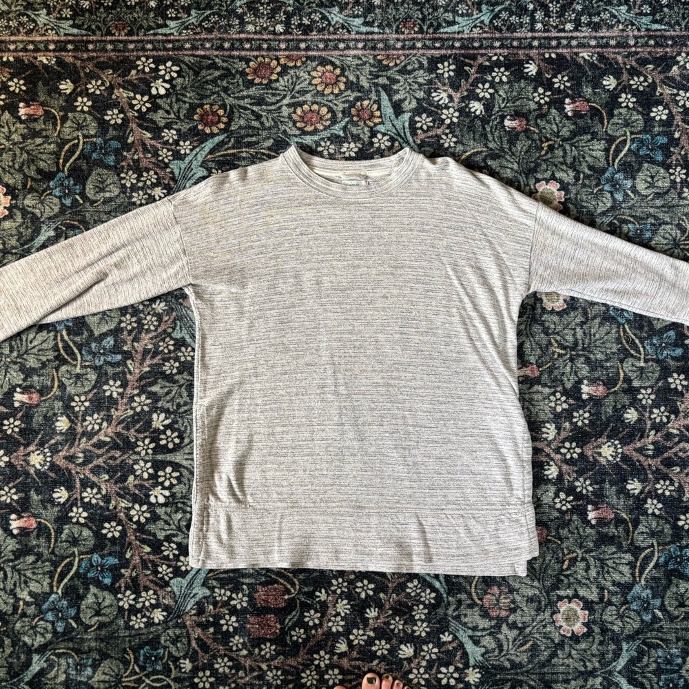 Aerie Light Gray Desert Summer Top